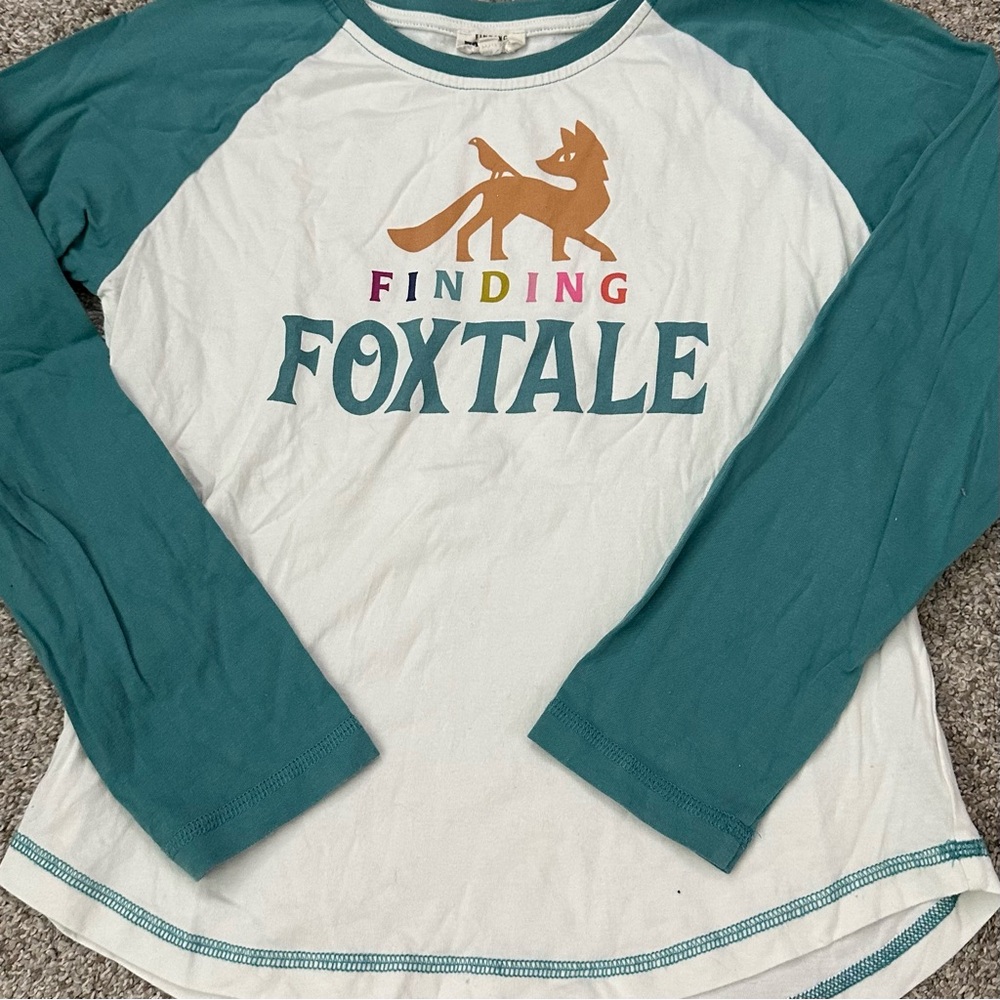 Finding Foxtale Raglan Tee - Picture 2 of 5
